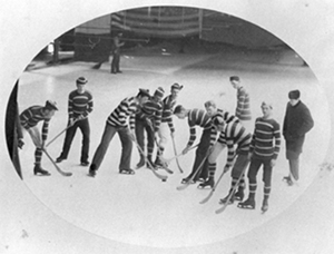 1881-McGill-hock-team