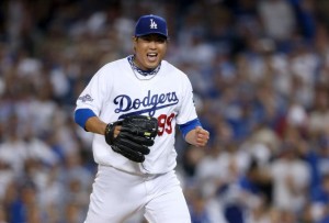 hi-res-184635120-pitcher-hyun-jin-ryu-of-the-los-angeles-dodgers-reacts_crop_north
