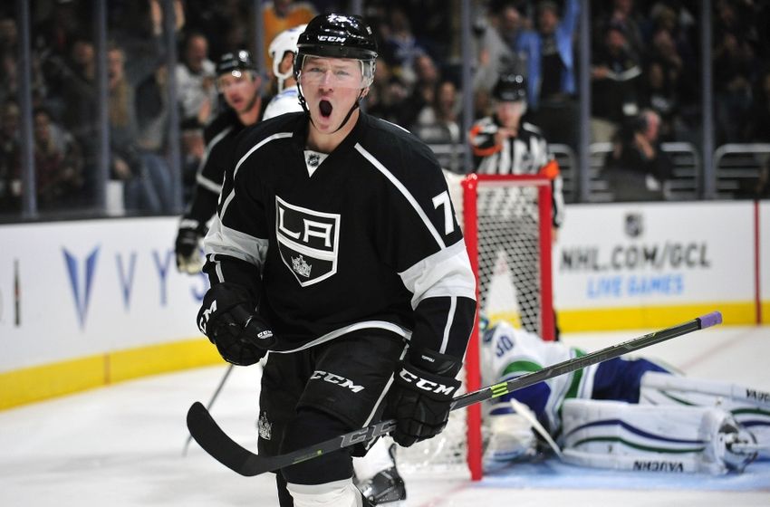 tyler-toffoli-nhl-vancouver-canucks-los-angeles-kings-850x560