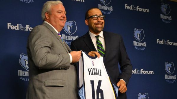 La faccia pulita e empaticamente simpatica di Fizdale, il nuovo allenatore dei Memphis Grizzlies.